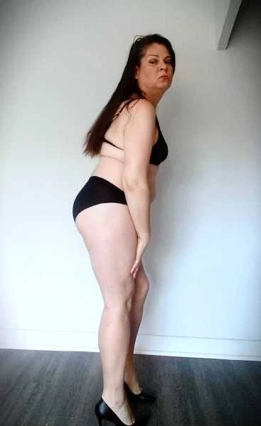 Photo 6 of Jenna Saffire